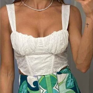 White cropped embroidered detailed top